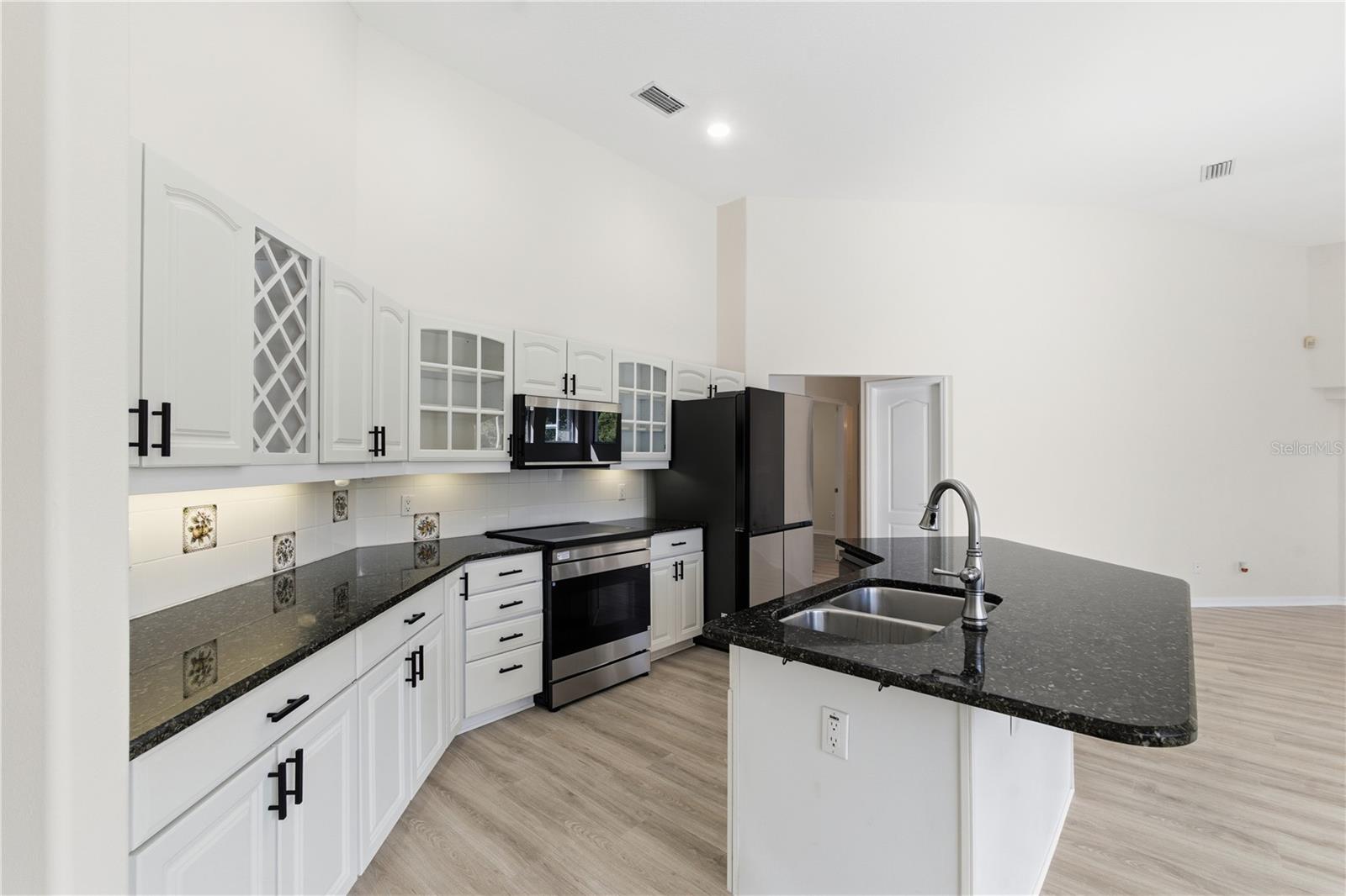 Image 10 of 51 For 9 Ibis Court S