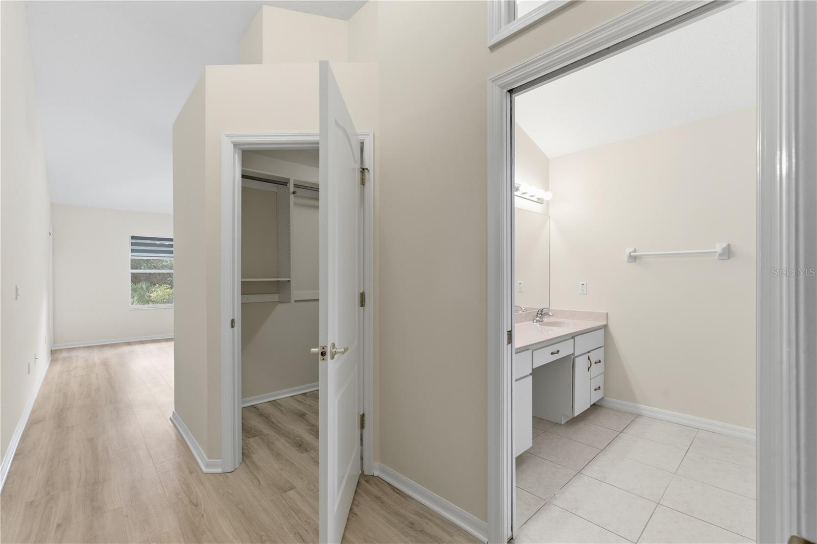 Image 26 of 51 For 9 Ibis Court S