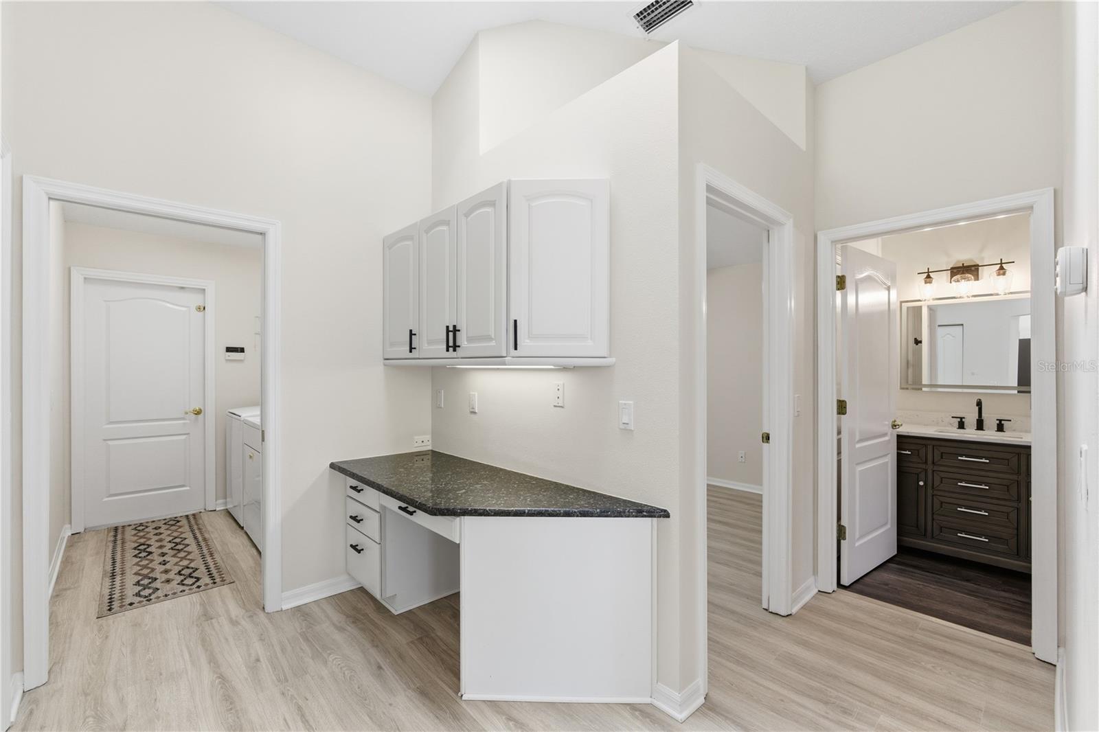 Image 37 of 51 For 9 Ibis Court S