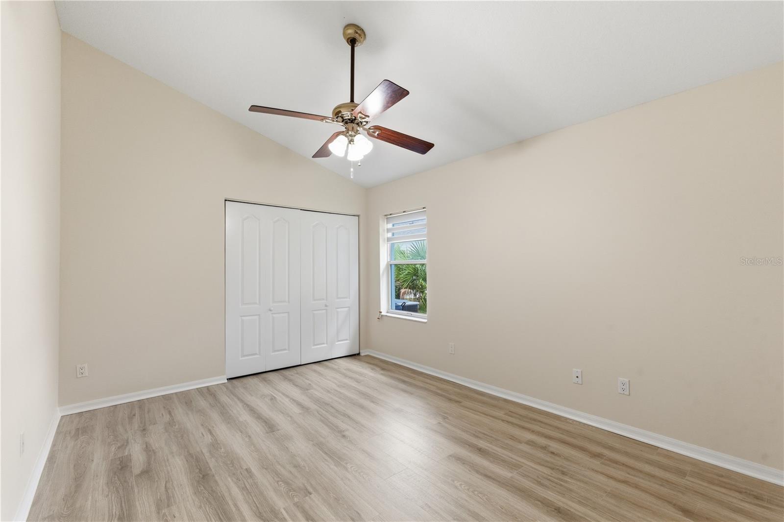 Image 38 of 51 For 9 Ibis Court S