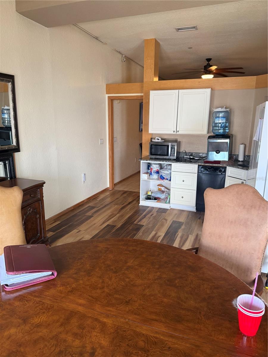 Image 35 of 43 For 101 Palm Harbor Parkway B412