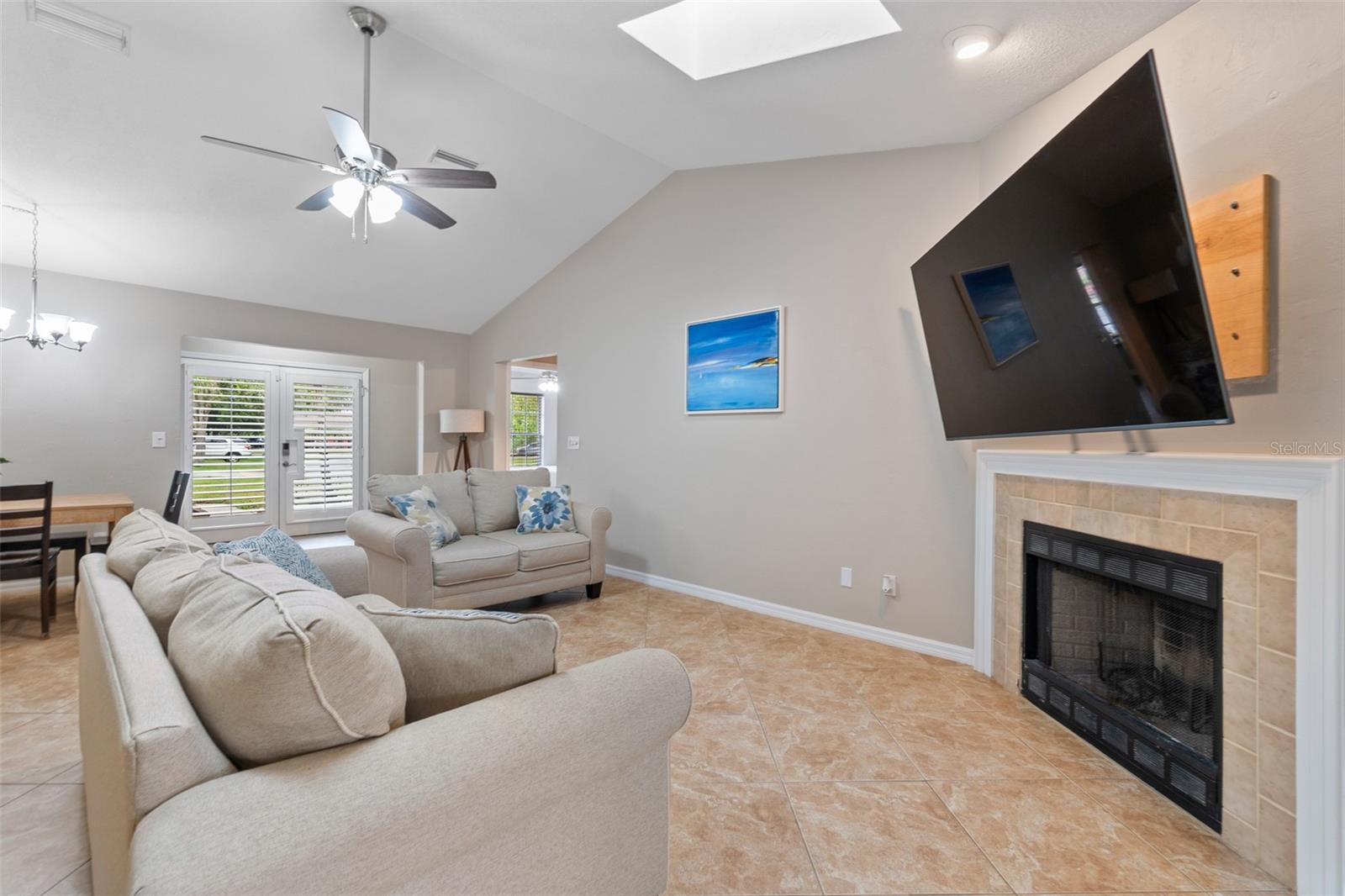 Image 14 of 36 For 109 Sea Duck Circle E