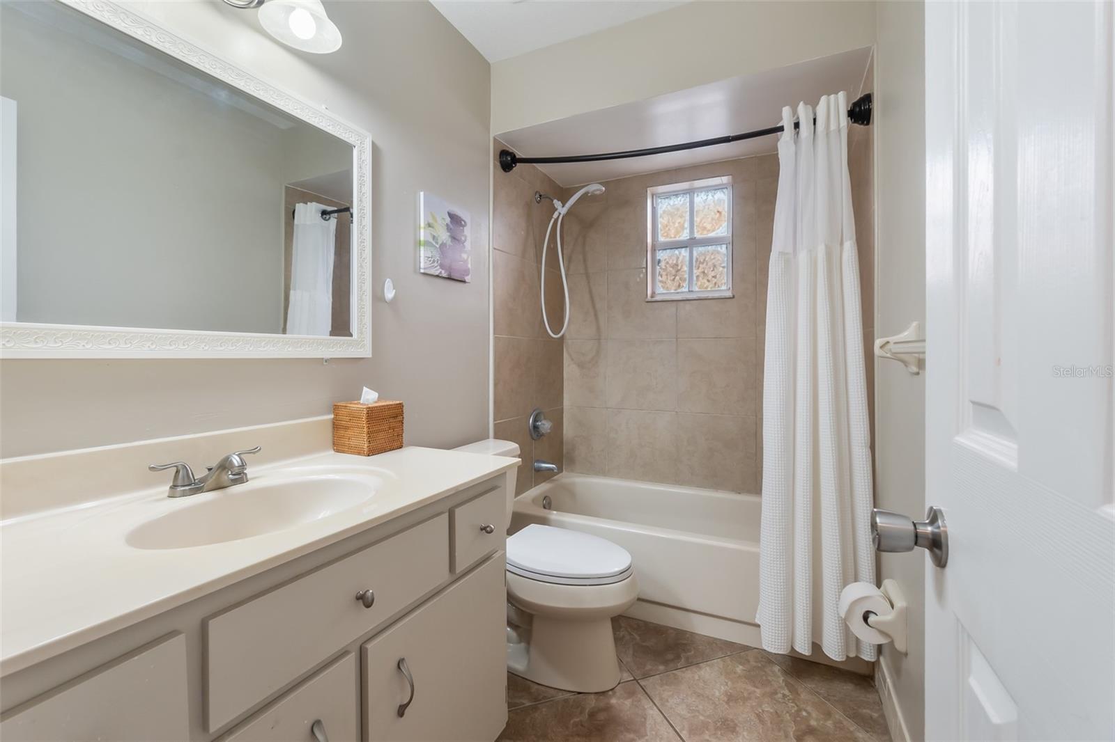 Image 23 of 36 For 109 Sea Duck Circle E