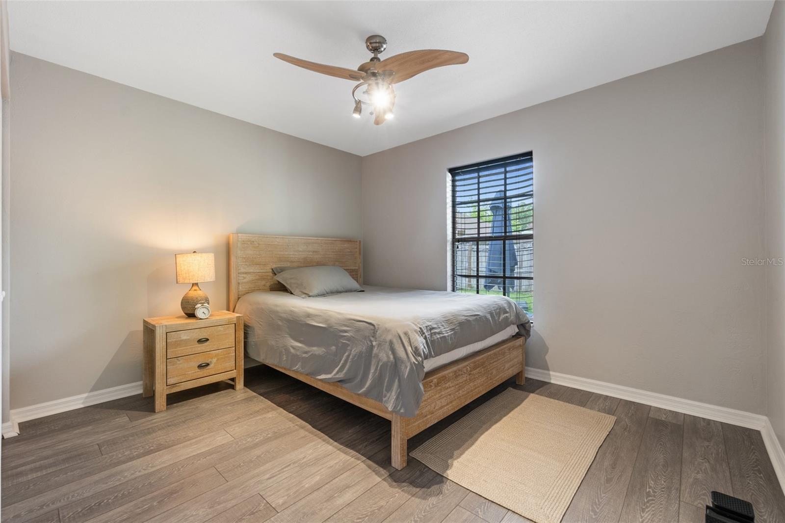 Image 25 of 36 For 109 Sea Duck Circle E