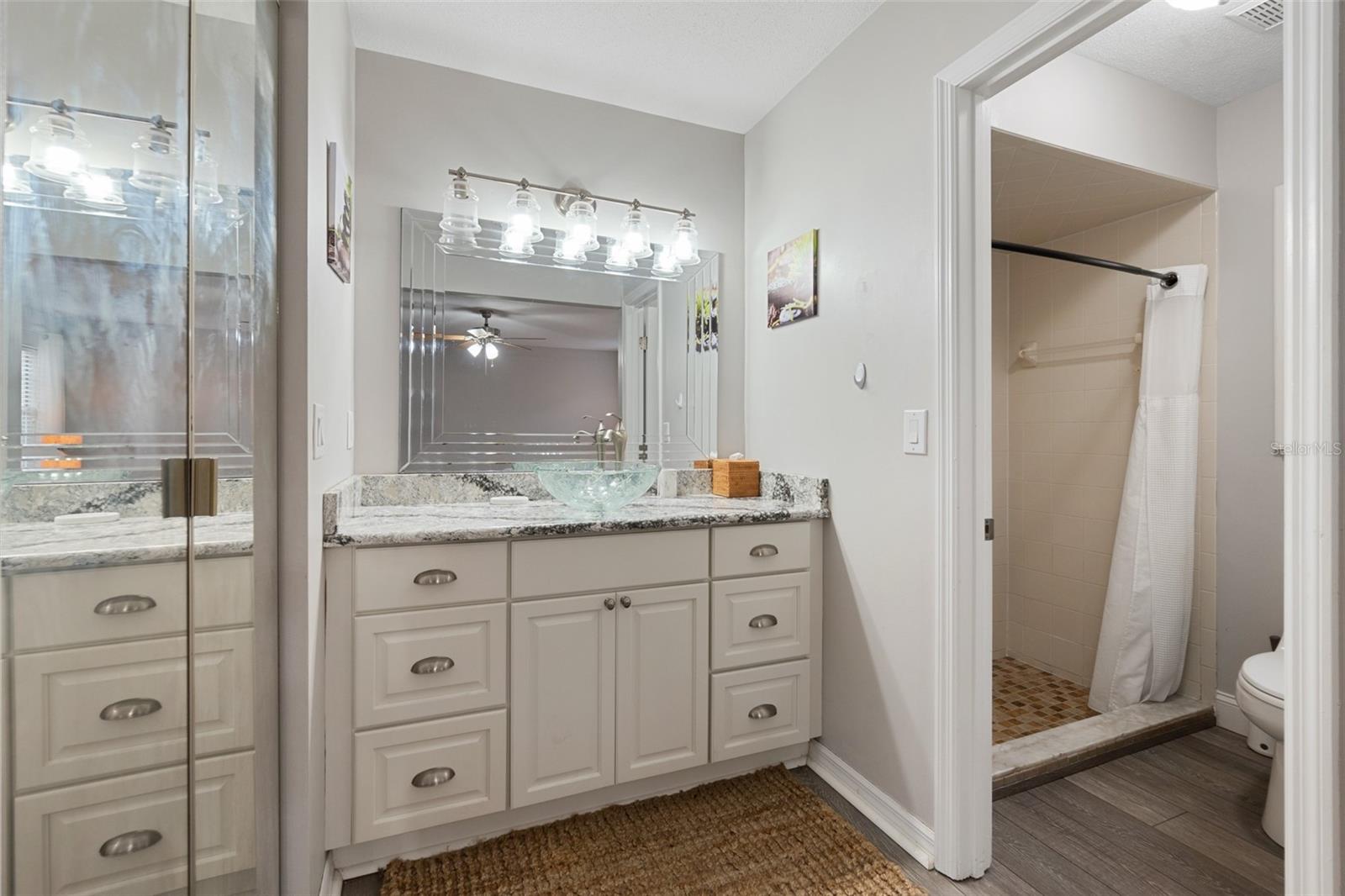 Image 30 of 36 For 109 Sea Duck Circle E