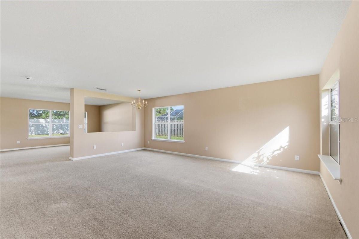 Image 9 of 62 For 29 Louisville Drive