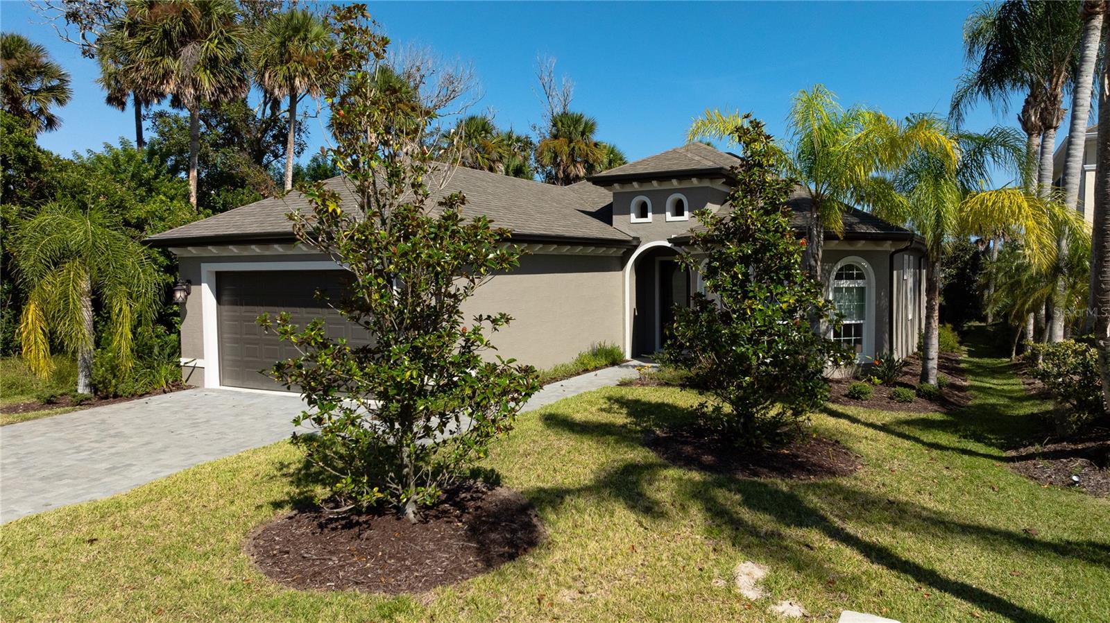 Image 5 of 62 For 27 Riverwalk Drive