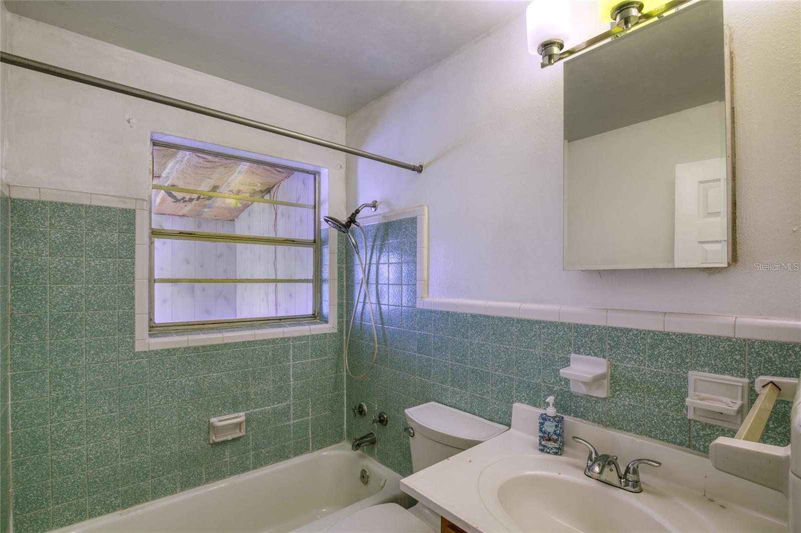 Image 31 of 50 For 815 8th Street