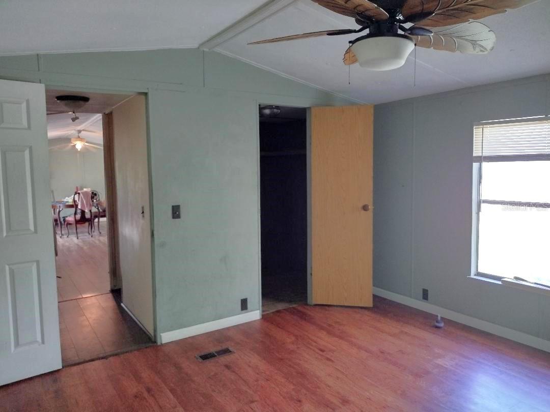 Image 6 of 17 For 2311 Hazelnut Street