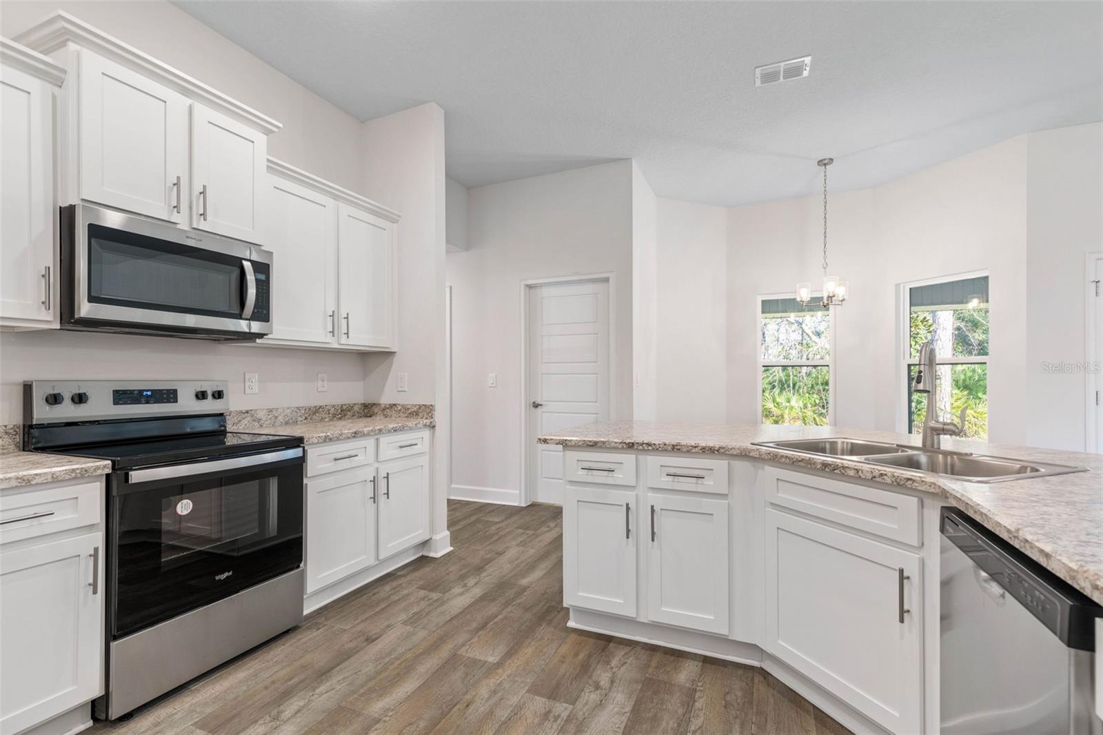 Image 12 of 43 For 2 Zinzendorf Place