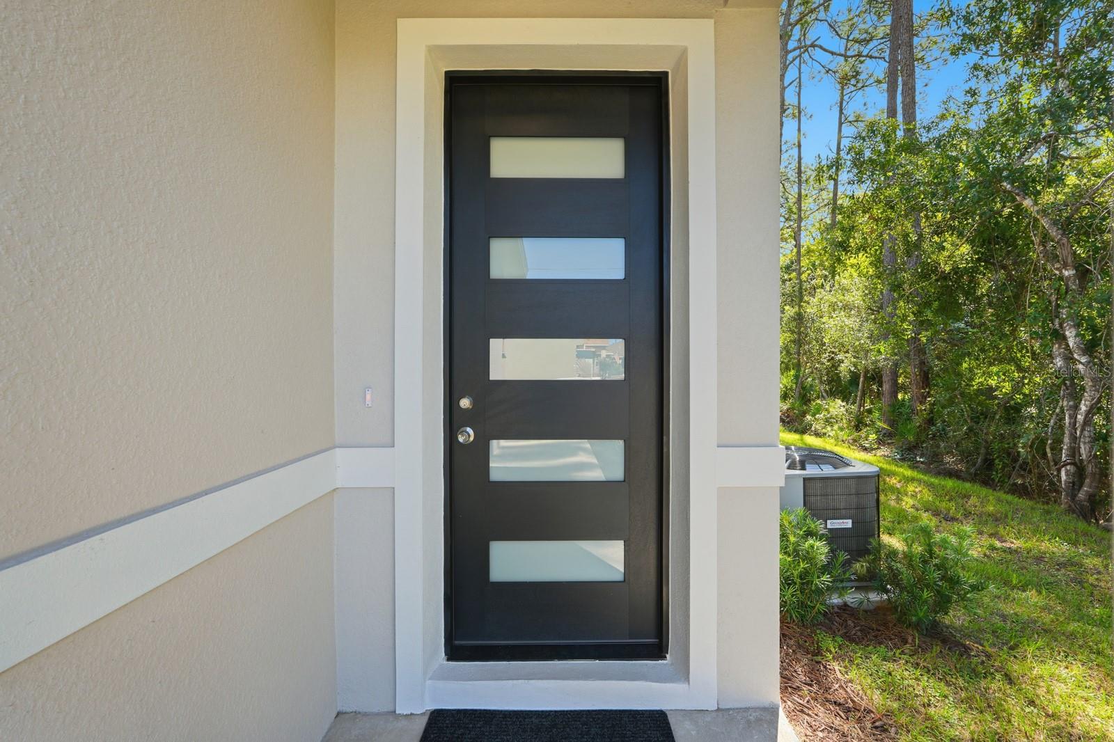 Image 12 of 50 For 1 Fanshawe Lane