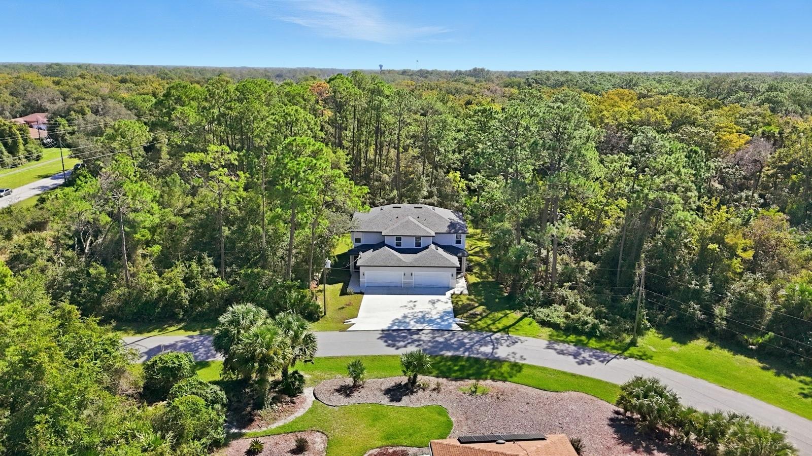 Image 6 of 50 For 1 Fanshawe Lane