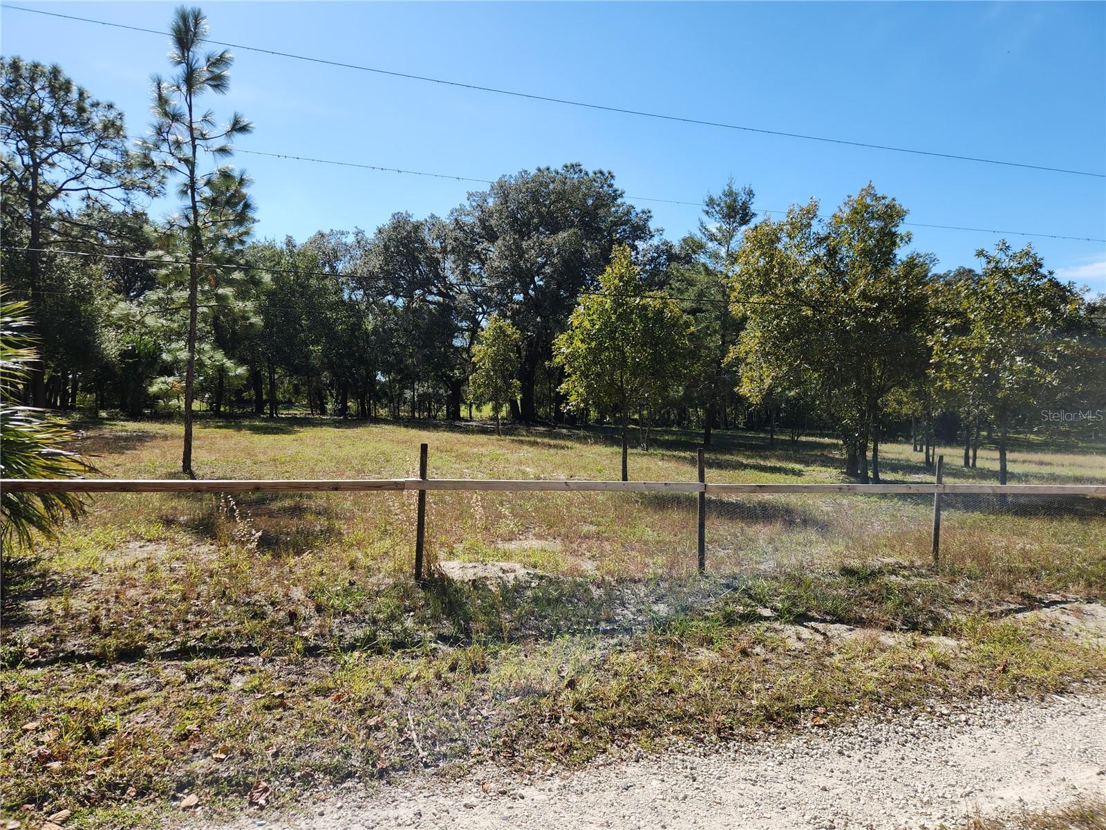 Image 5 of 19 For 0000 Roos Lane