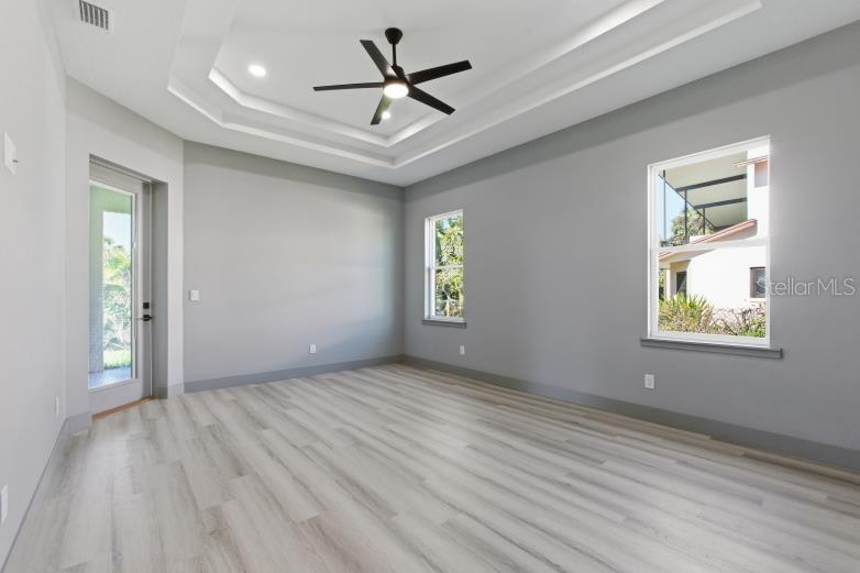 Image 35 of 54 For 93 Cochise Court