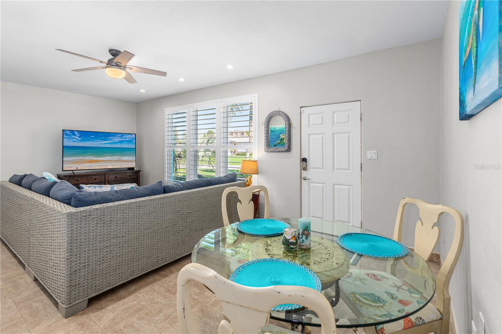 Image 20 of 41 For 1 Raymonde Circle