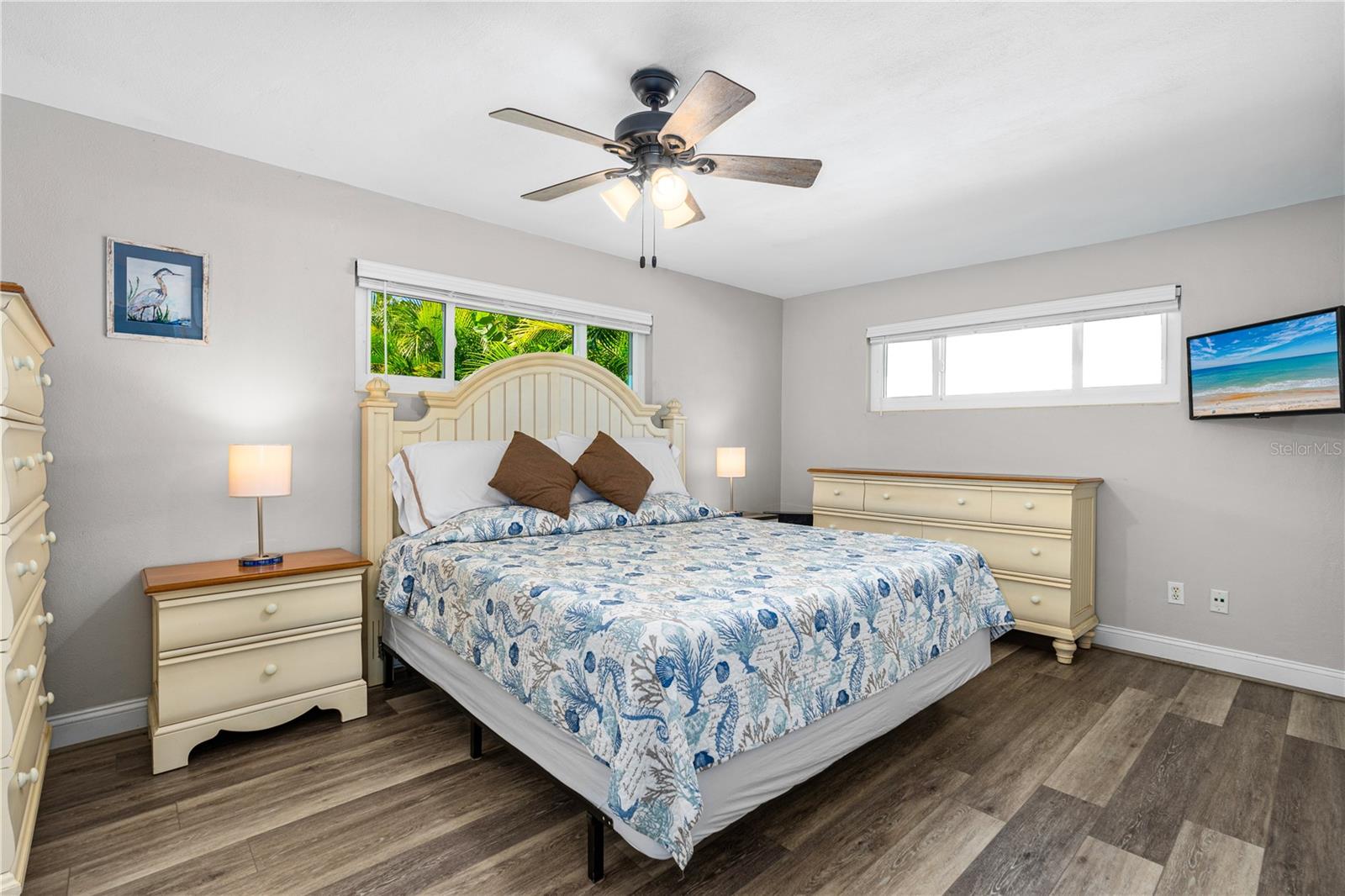 Image 25 of 41 For 1 Raymonde Circle