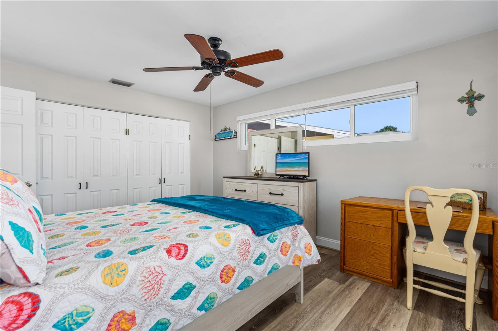 Image 30 of 41 For 1 Raymonde Circle