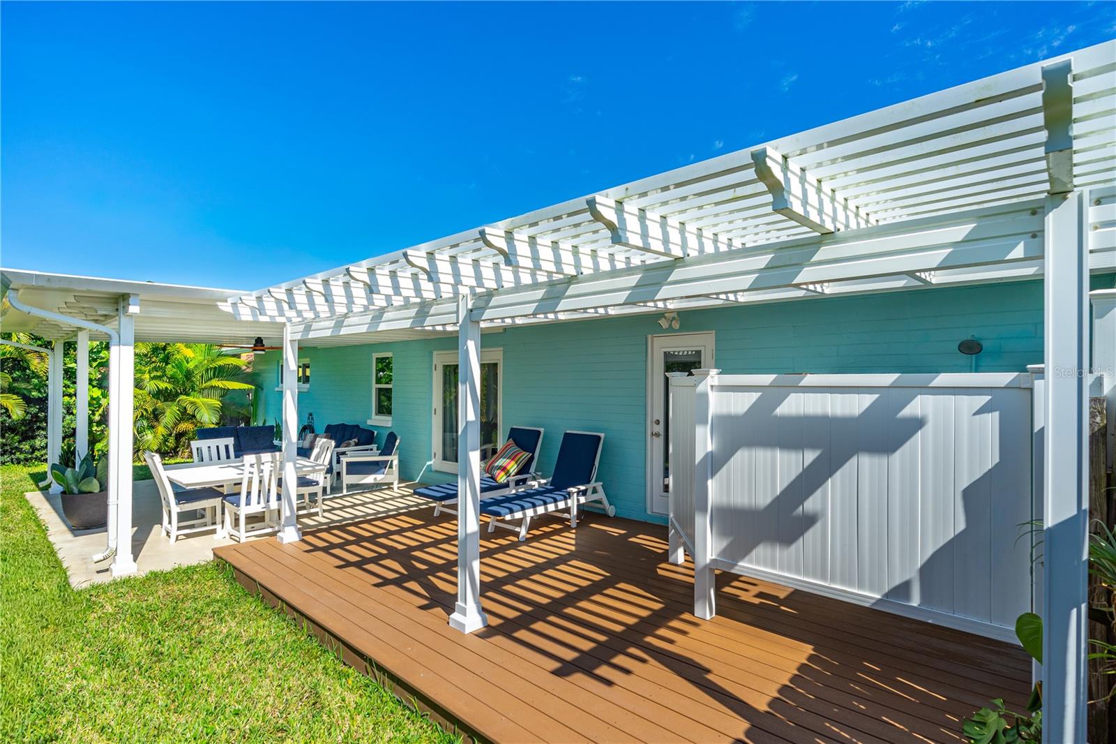 Image 6 of 41 For 1 Raymonde Circle