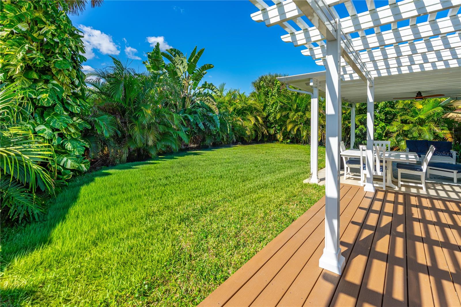 Image 7 of 41 For 1 Raymonde Circle