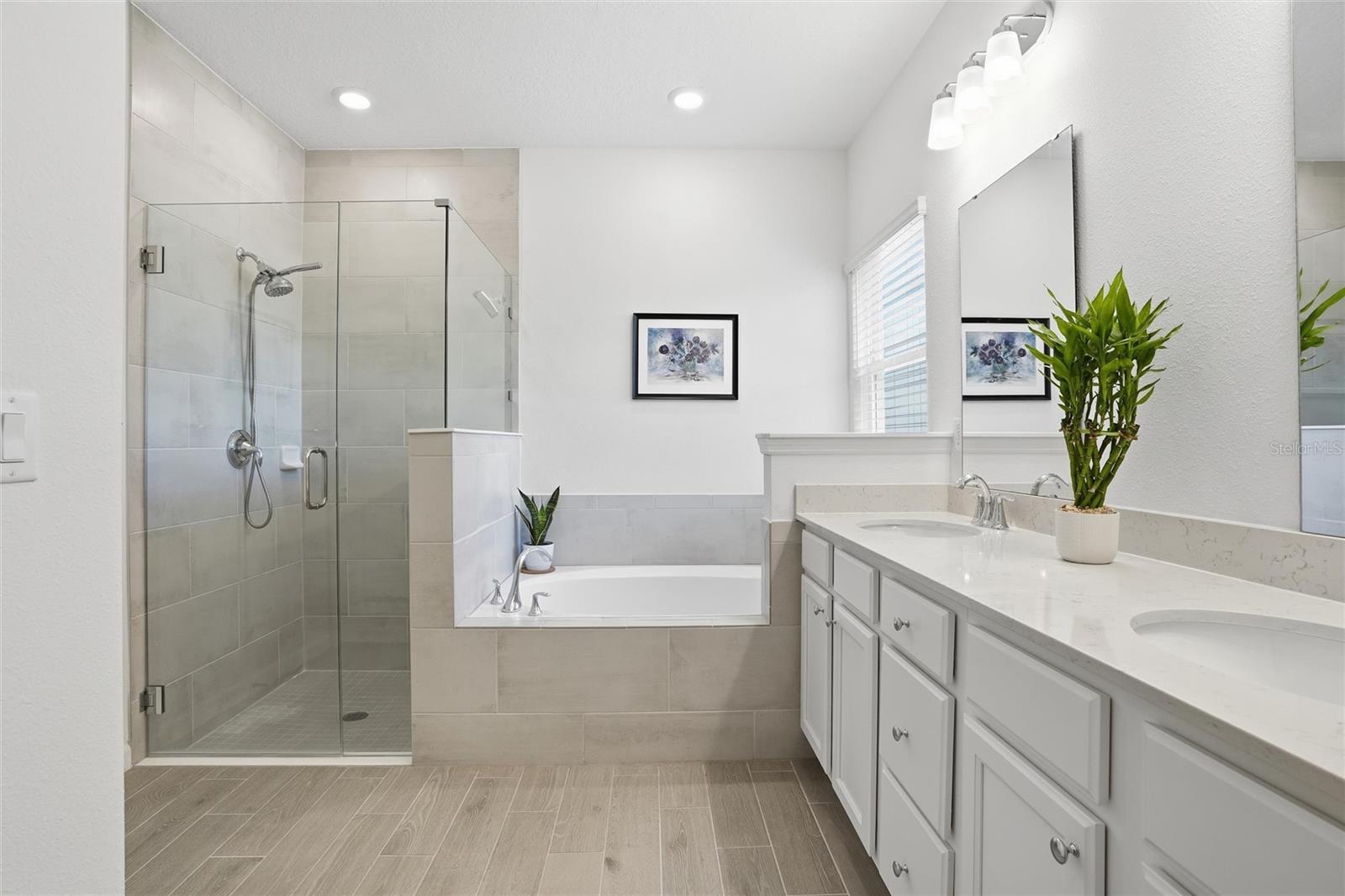 Image 10 of 39 For 3047 Crossfield Drive