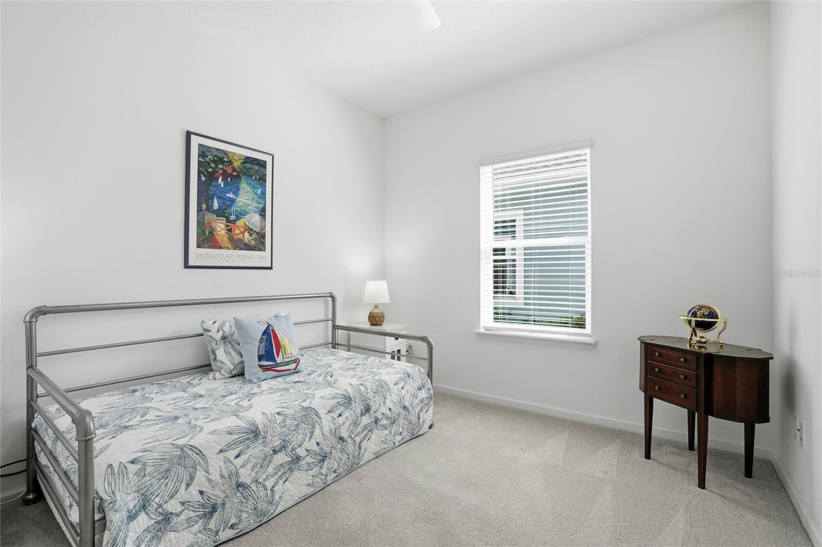 Image 13 of 39 For 3047 Crossfield Drive