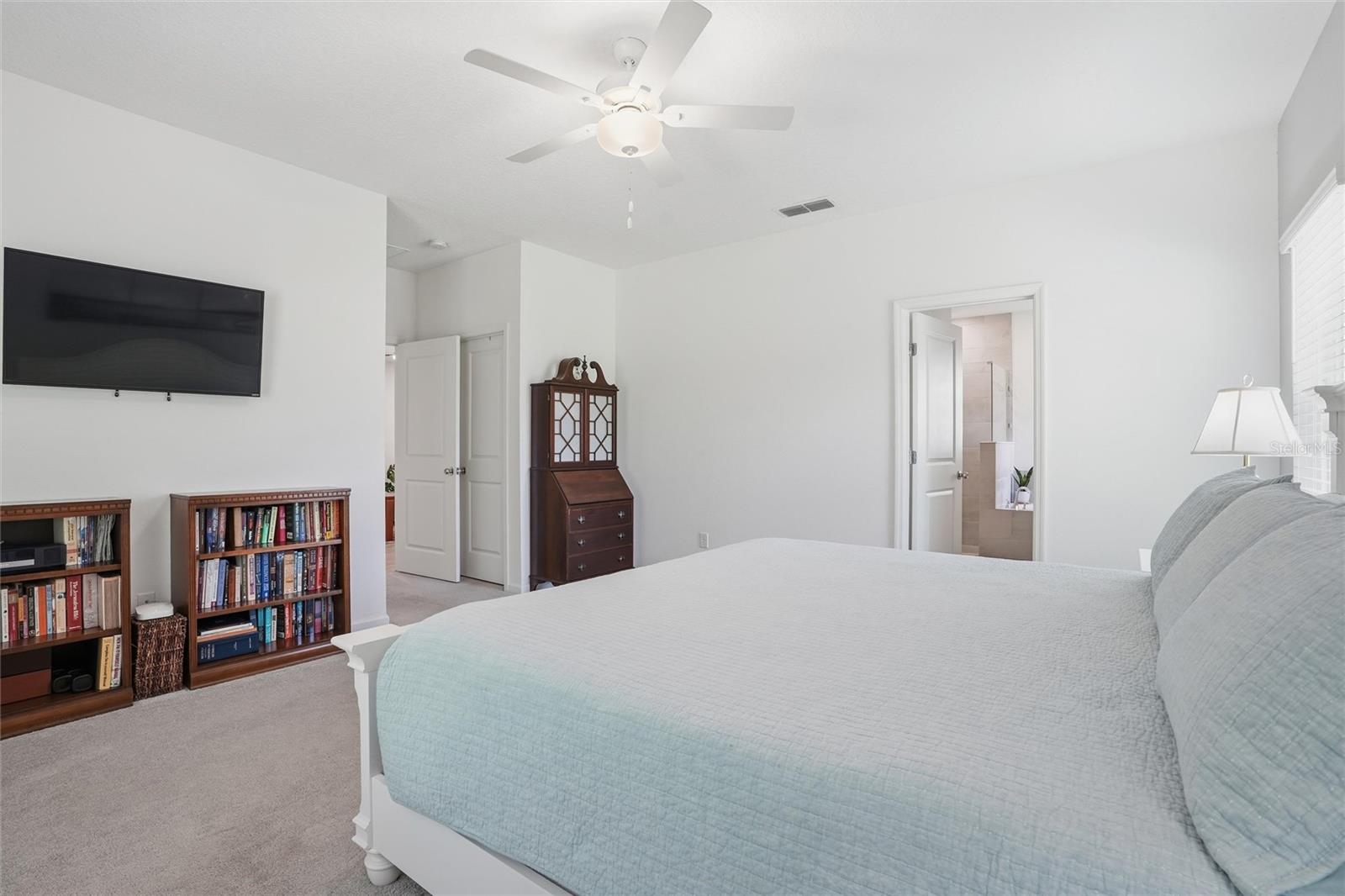 Image 9 of 39 For 3047 Crossfield Drive