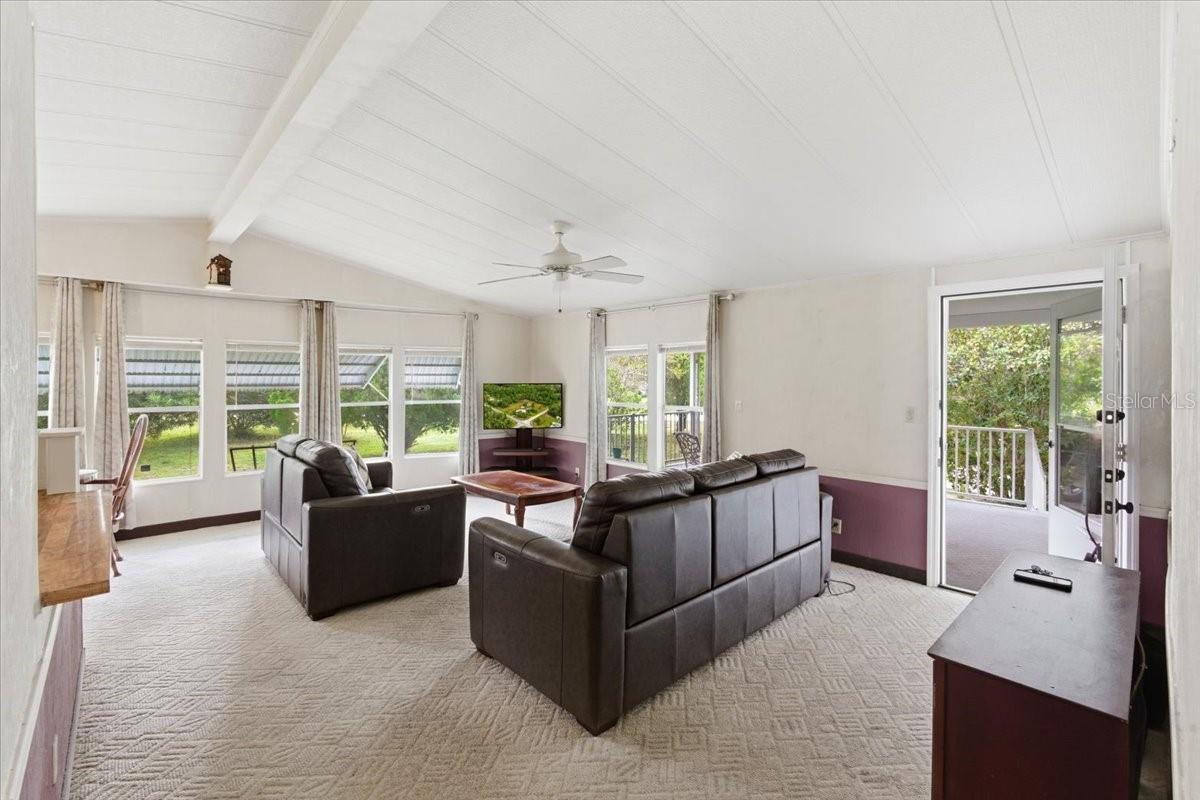 Image 20 of 37 For 200 Ponderosa Pine Court