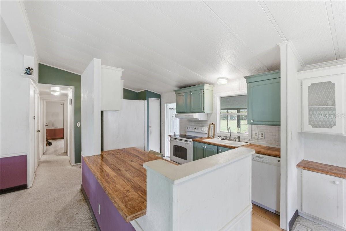 Image 23 of 37 For 200 Ponderosa Pine Court