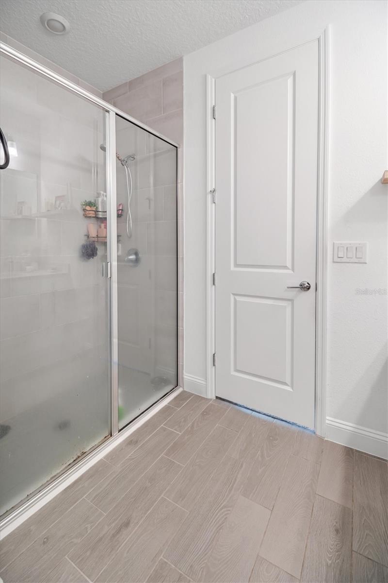 Image 11 of 25 For 2170 Raglan Circle