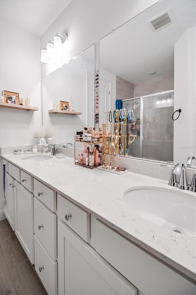 Image 12 of 25 For 2170 Raglan Circle