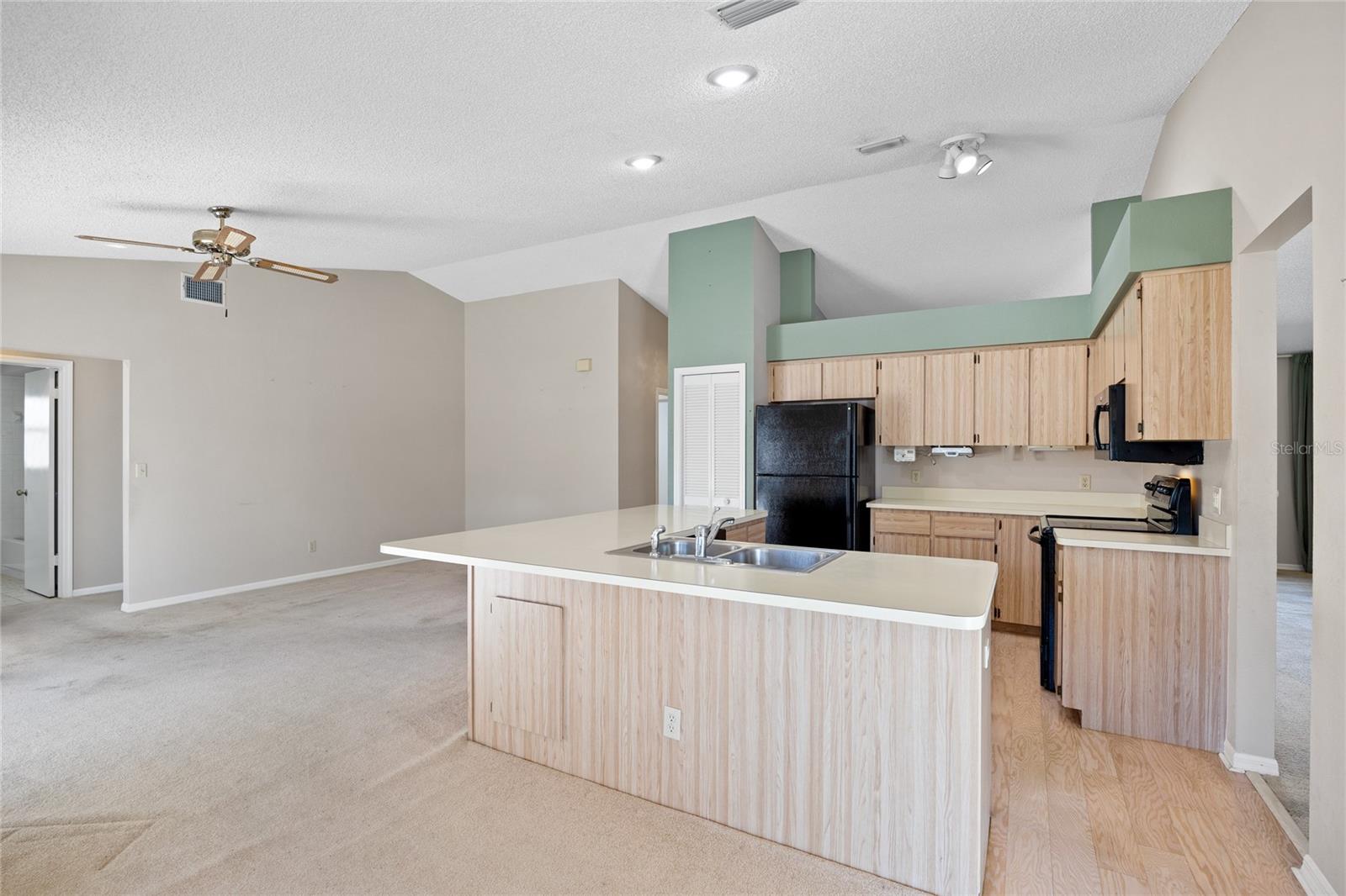 Image 13 of 48 For 8352 Natoma Street