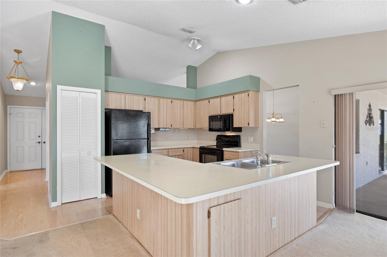 Image 14 of 48 For 8352 Natoma Street