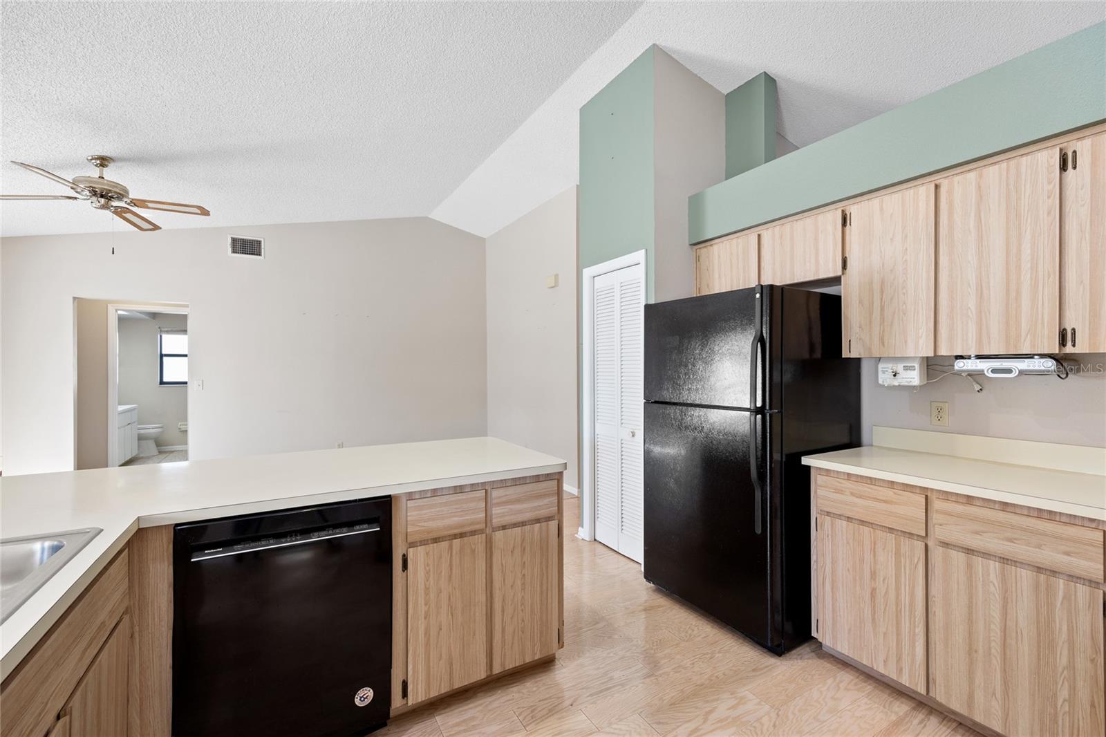 Image 15 of 48 For 8352 Natoma Street