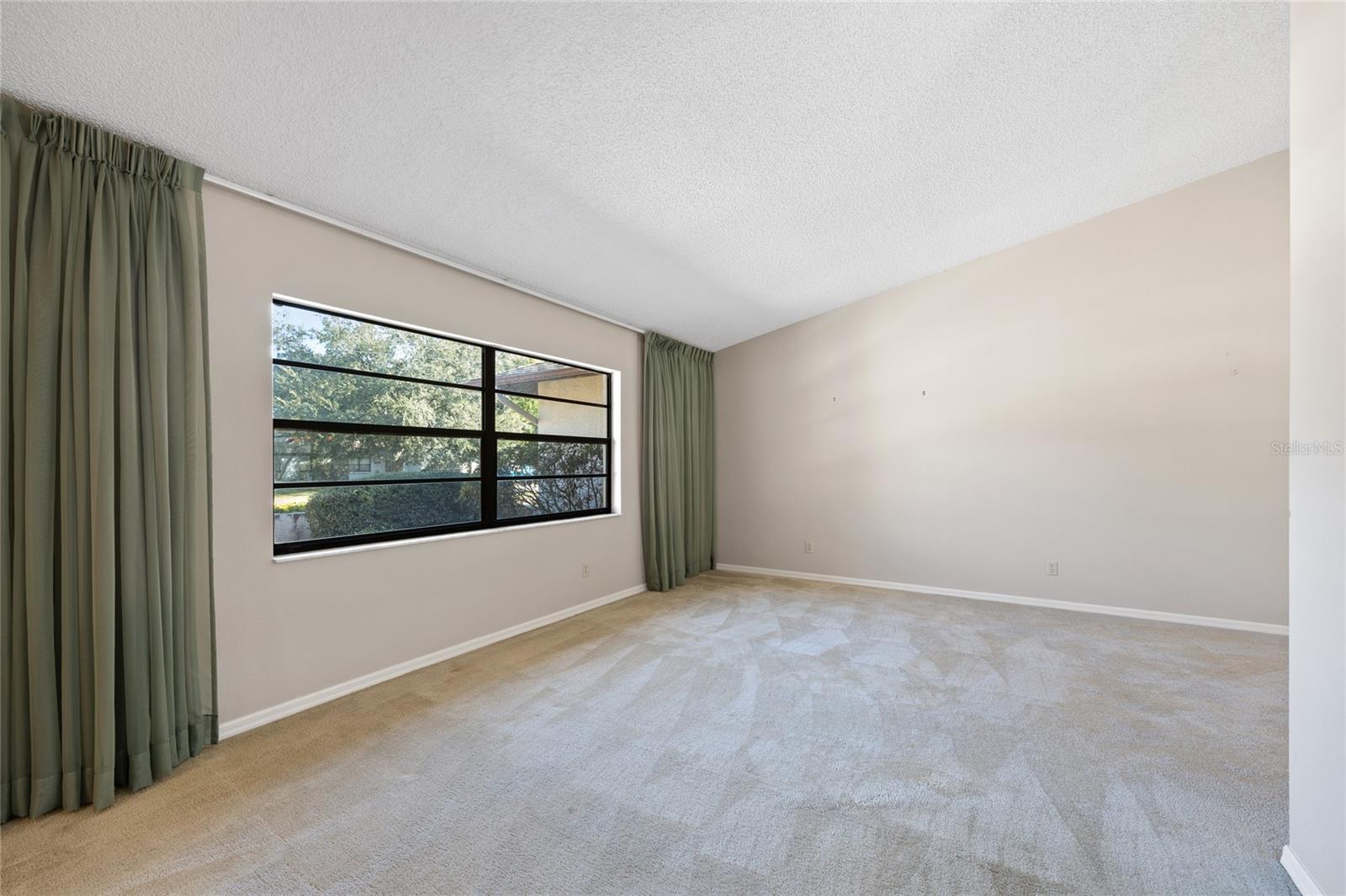 Image 7 of 48 For 8352 Natoma Street