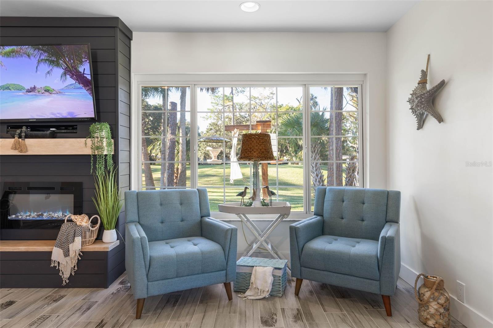 Image 11 of 80 For 1 Crompton Place