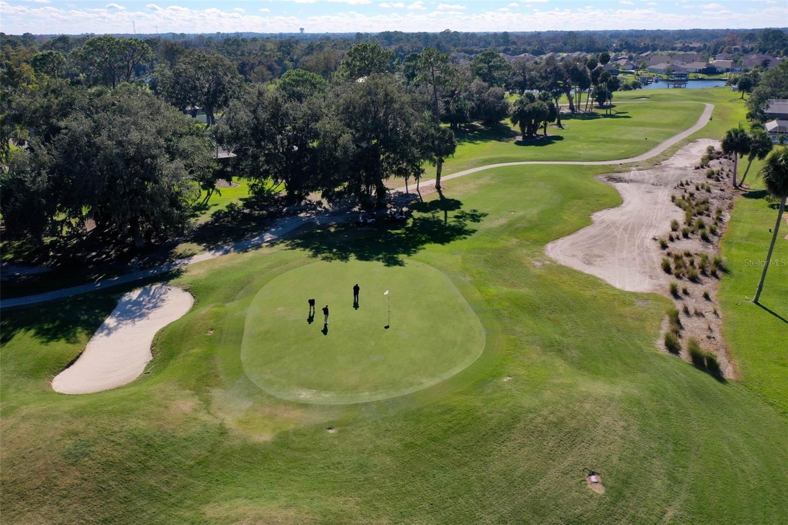 Image 68 of 80 For 1 Crompton Place