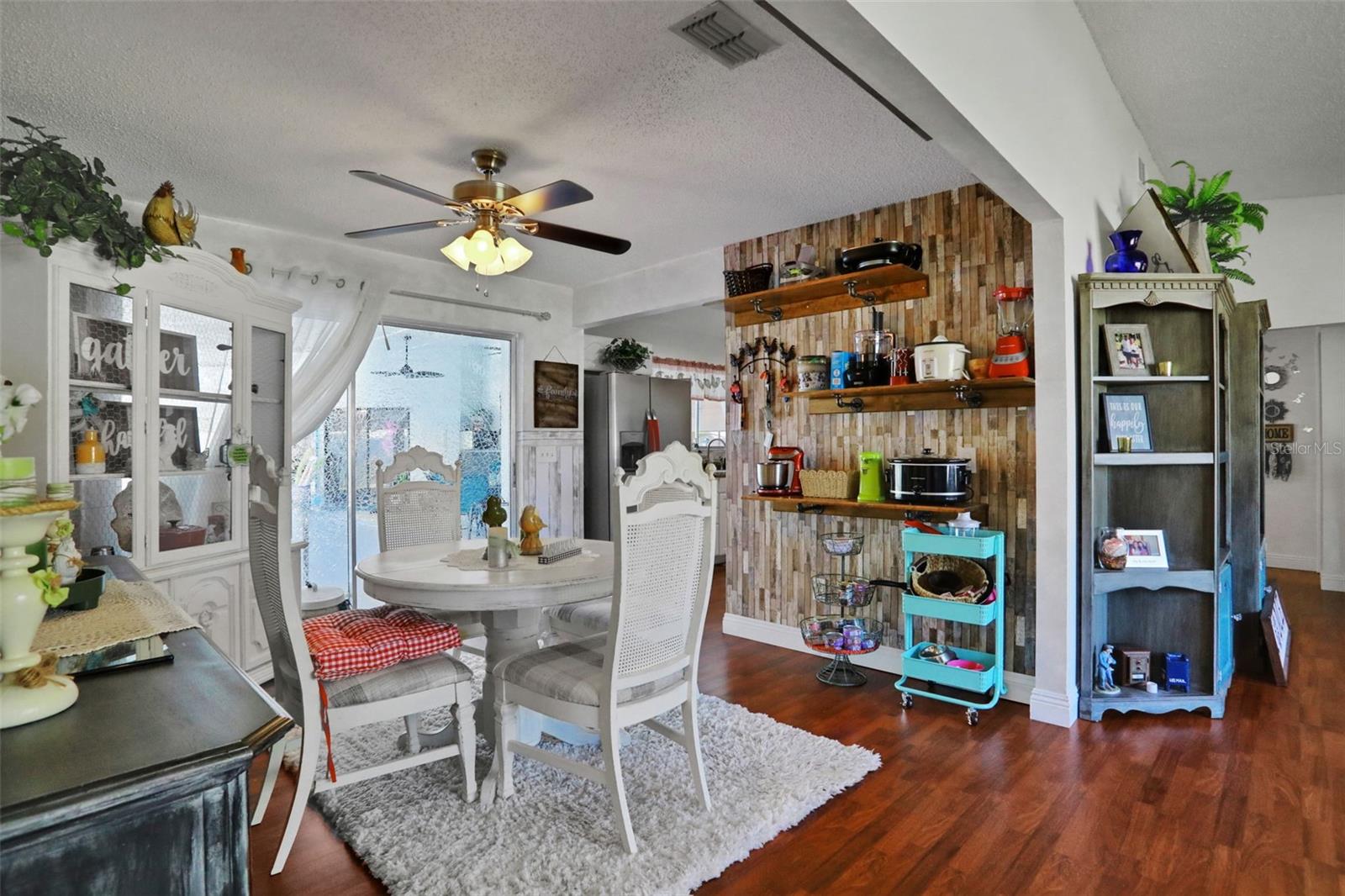 Image 10 of 53 For 43 Westfield Lane