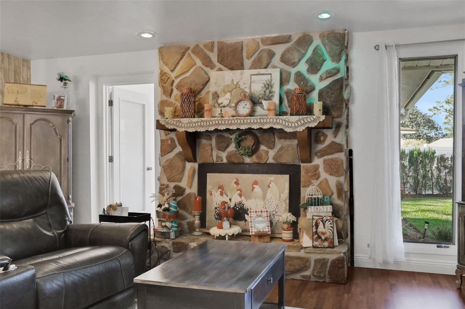 Image 17 of 53 For 43 Westfield Lane