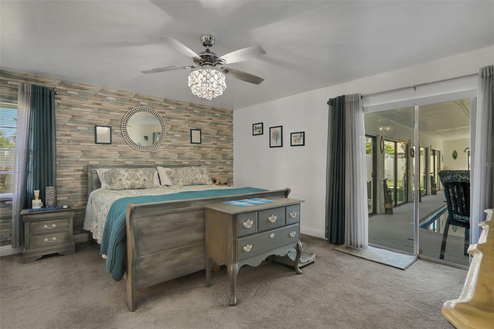 Image 28 of 53 For 43 Westfield Lane