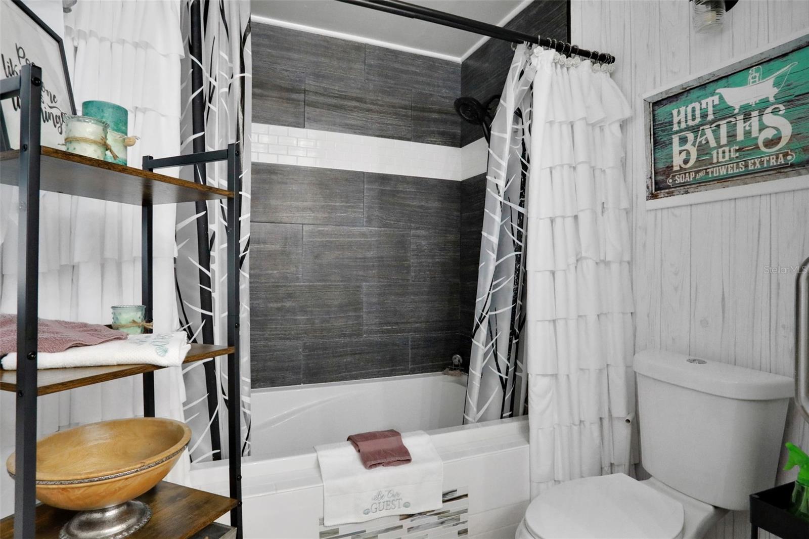 Image 35 of 53 For 43 Westfield Lane