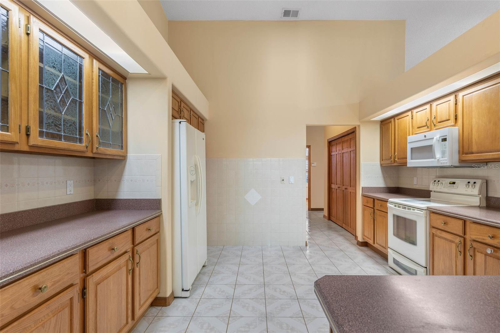 Image 15 of 77 For 54 Fairbank Lane