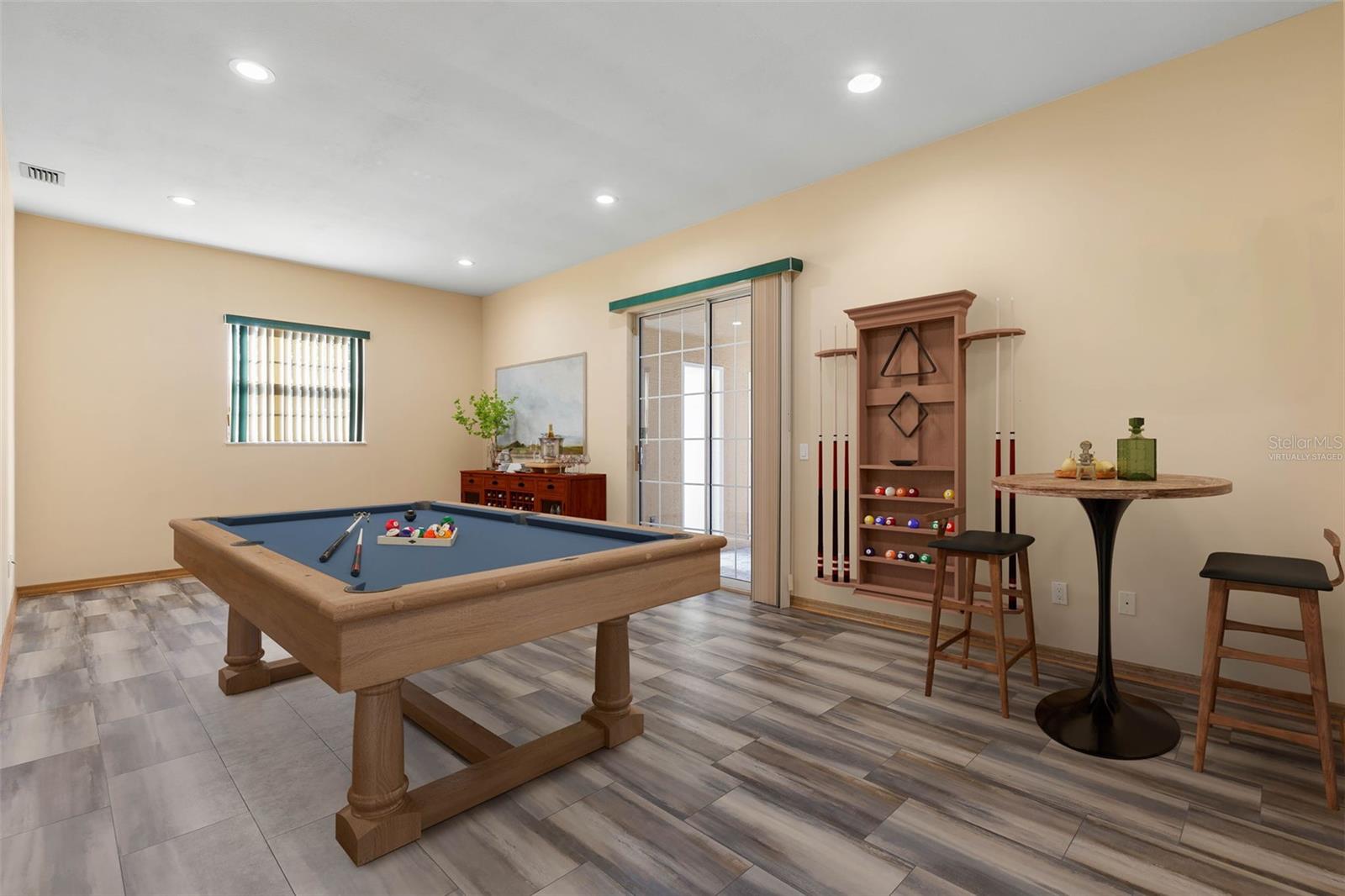 Image 23 of 77 For 54 Fairbank Lane