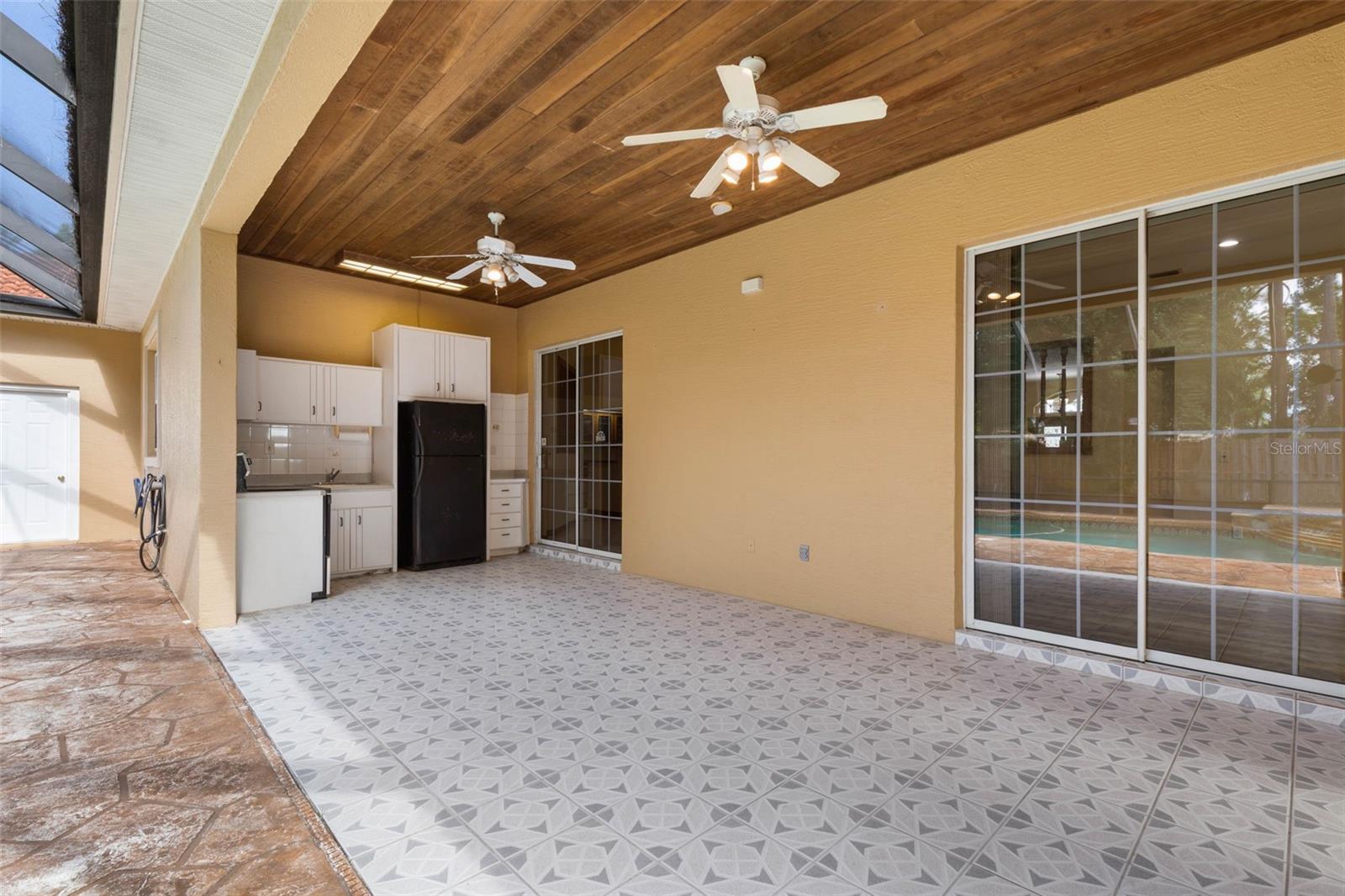 Image 27 of 77 For 54 Fairbank Lane