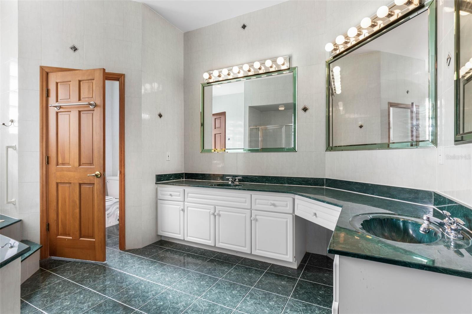 Image 38 of 77 For 54 Fairbank Lane