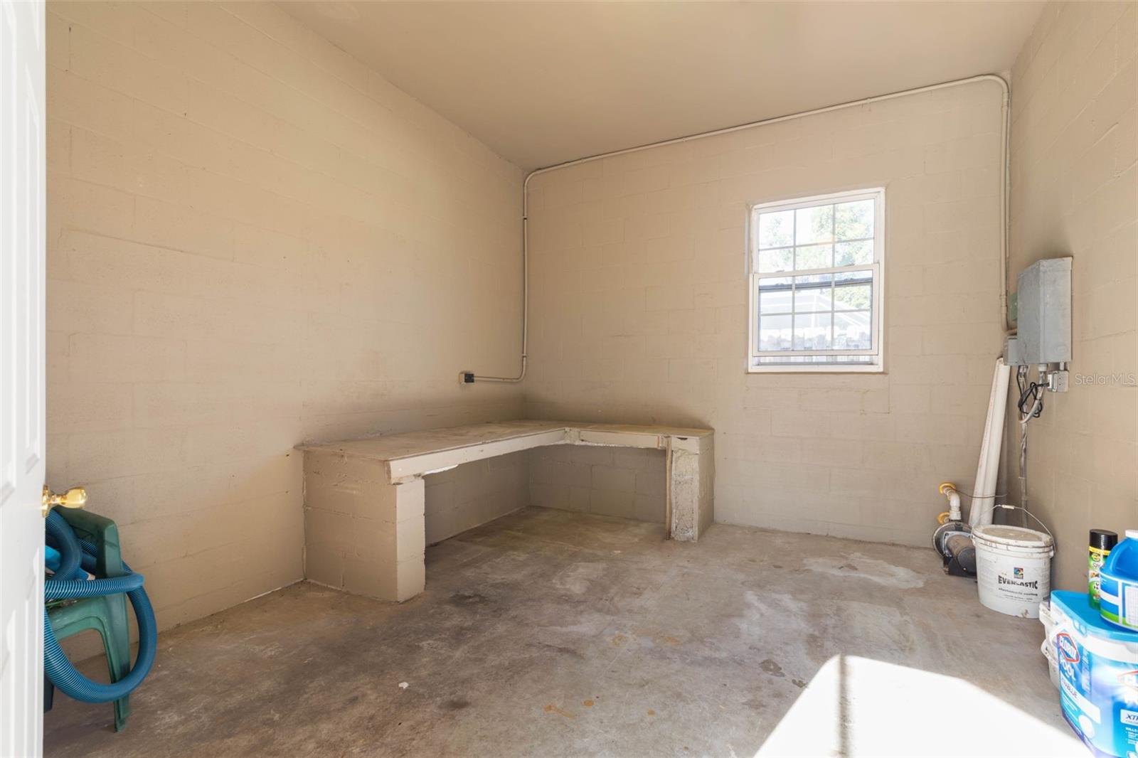 Image 56 of 77 For 54 Fairbank Lane