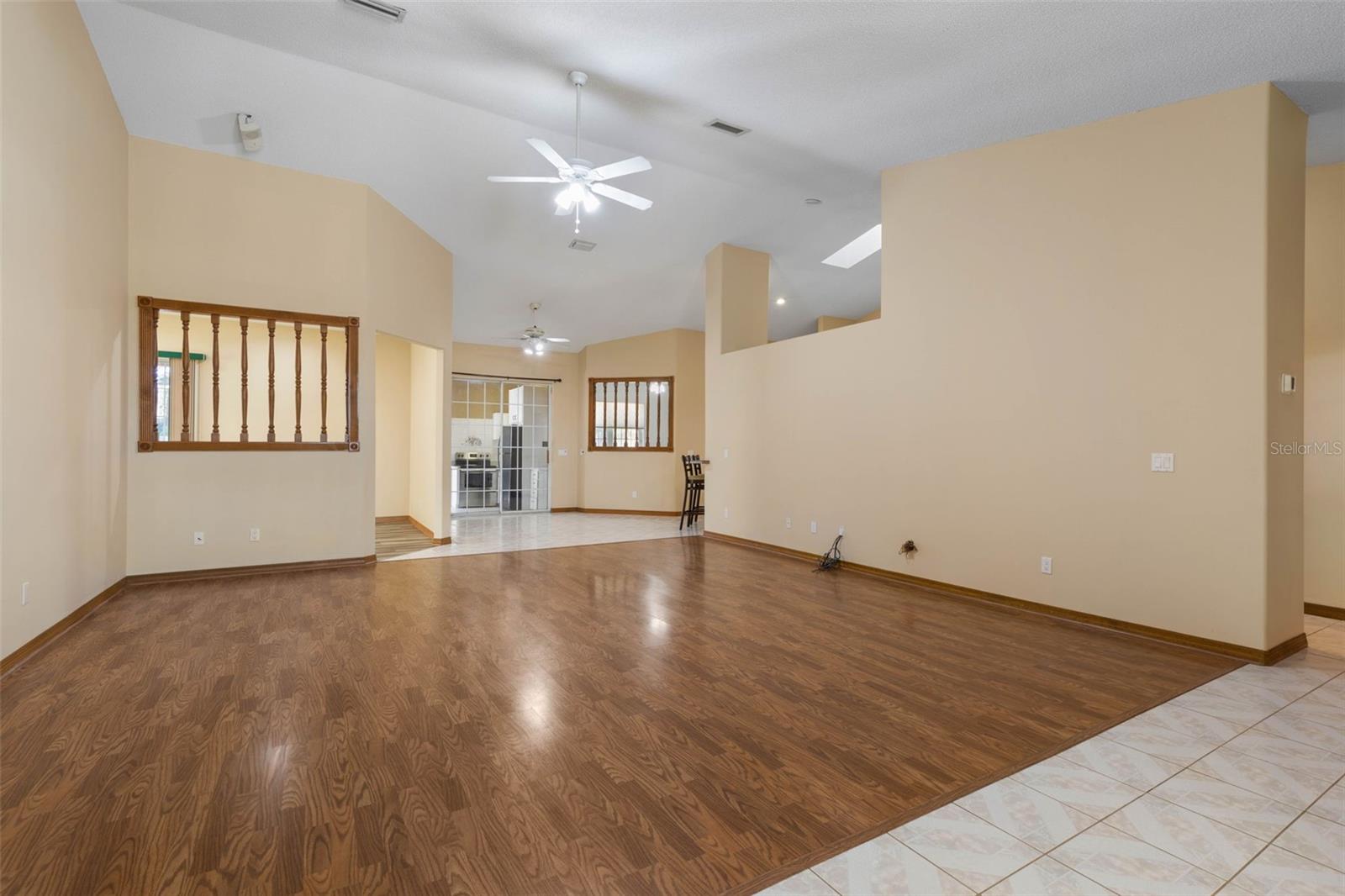 Image 8 of 77 For 54 Fairbank Lane