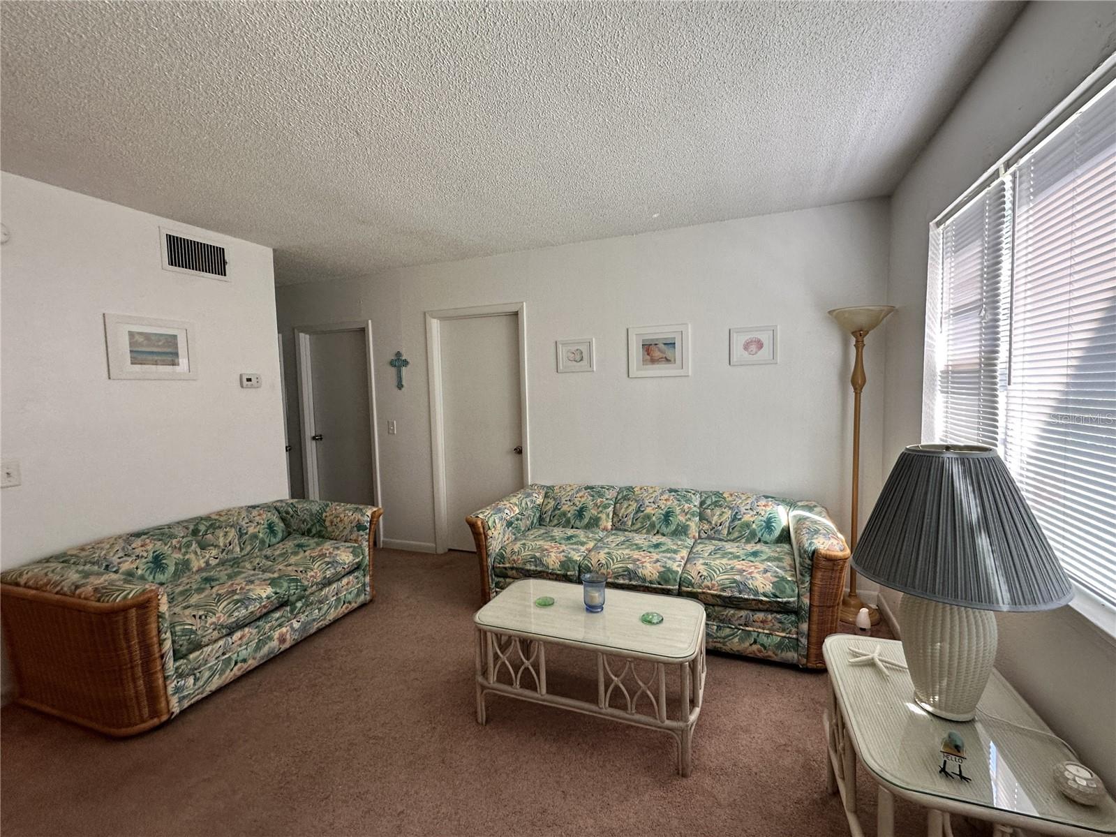 Image 4 of 20 For 220 26th Street 3