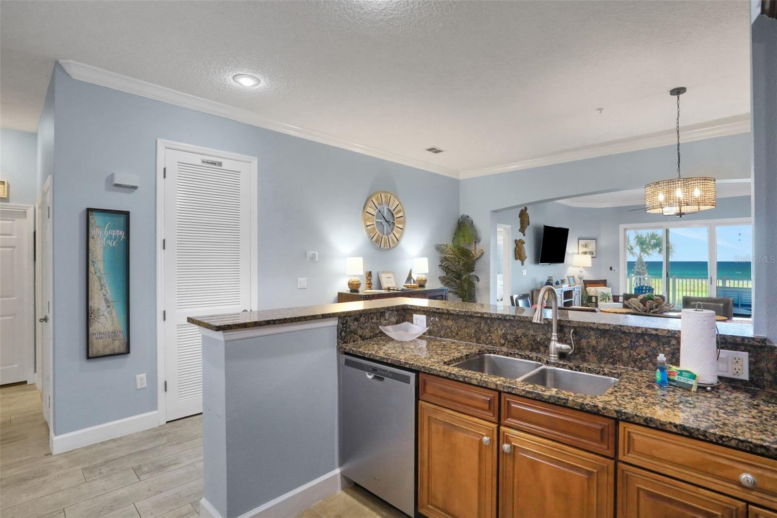 Image 20 of 65 For 700 Cinnamon Beach Way 624