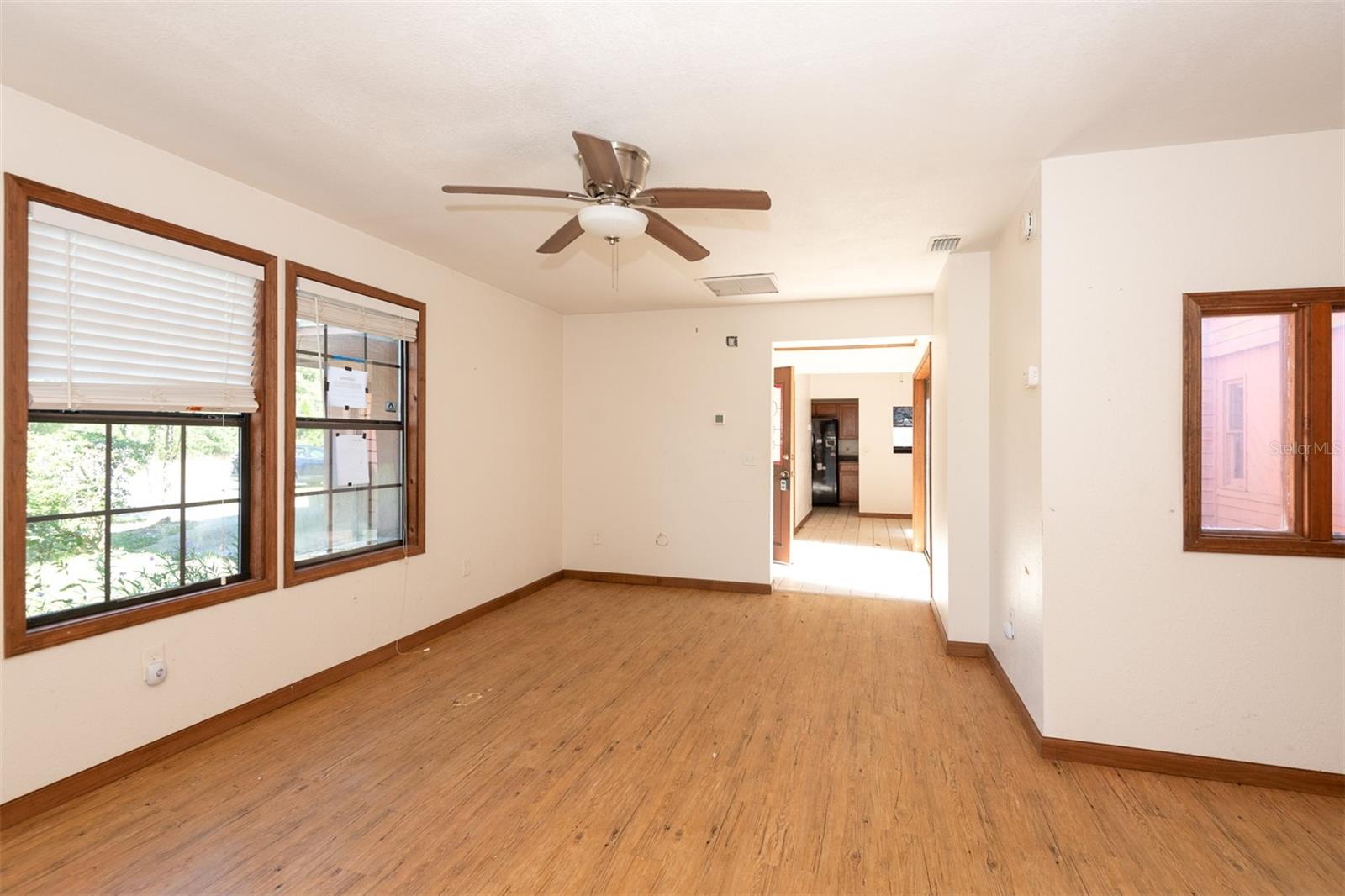 Image 10 of 40 For 202 Gerona Road