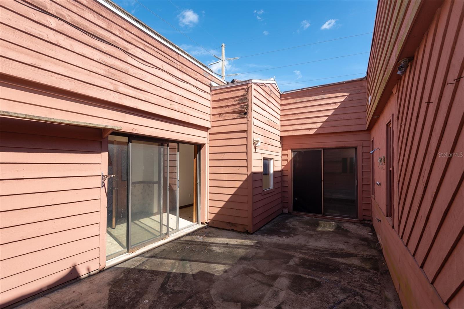 Image 33 of 40 For 202 Gerona Road